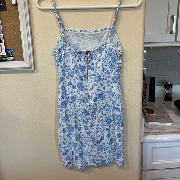 Wild Fable White & Light Blue Floral Dress - Picture 2 of 3